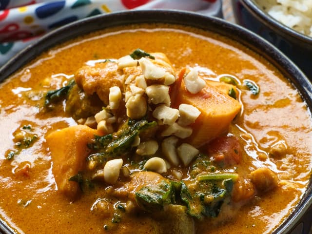 Vegan Satay Chickpea, Soy Chunk & Vegetables 1kg