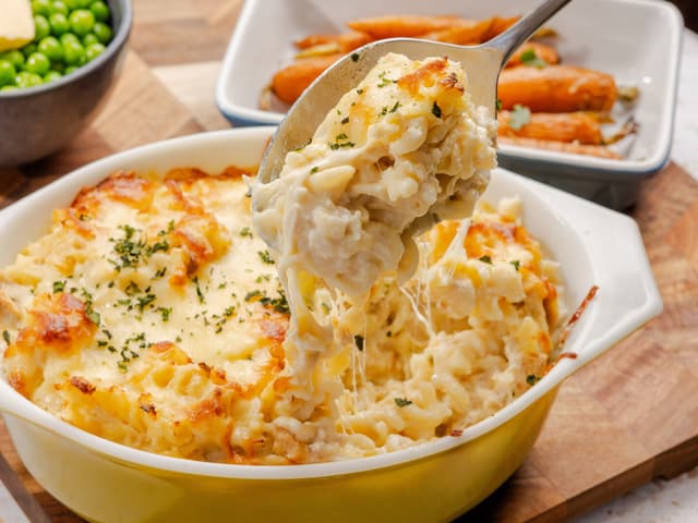 Cheesy Tuna Pasta Bake