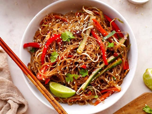 Pad Thai Salad