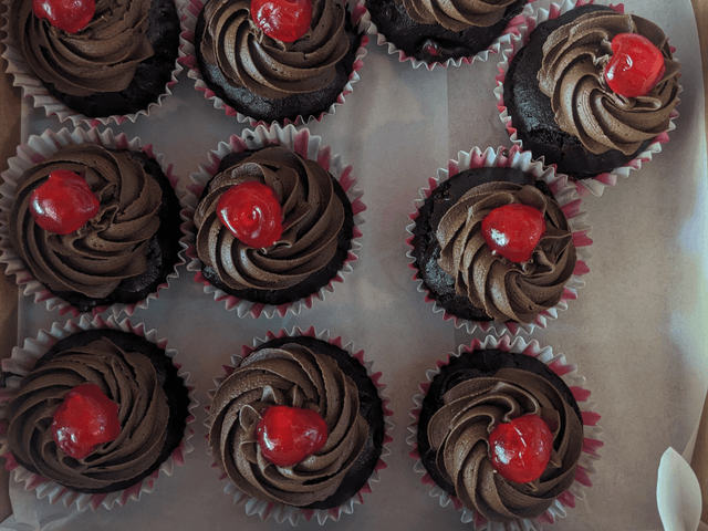 Cherry Cupcakes | GF - DF - Vegan - Halal