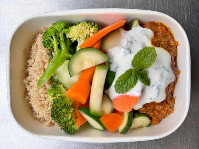 Kasundi Beef with Quinoa & Mint Yoghurt