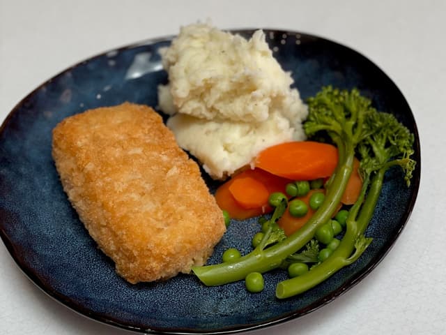 Chicken Kiev W Mash & Veg