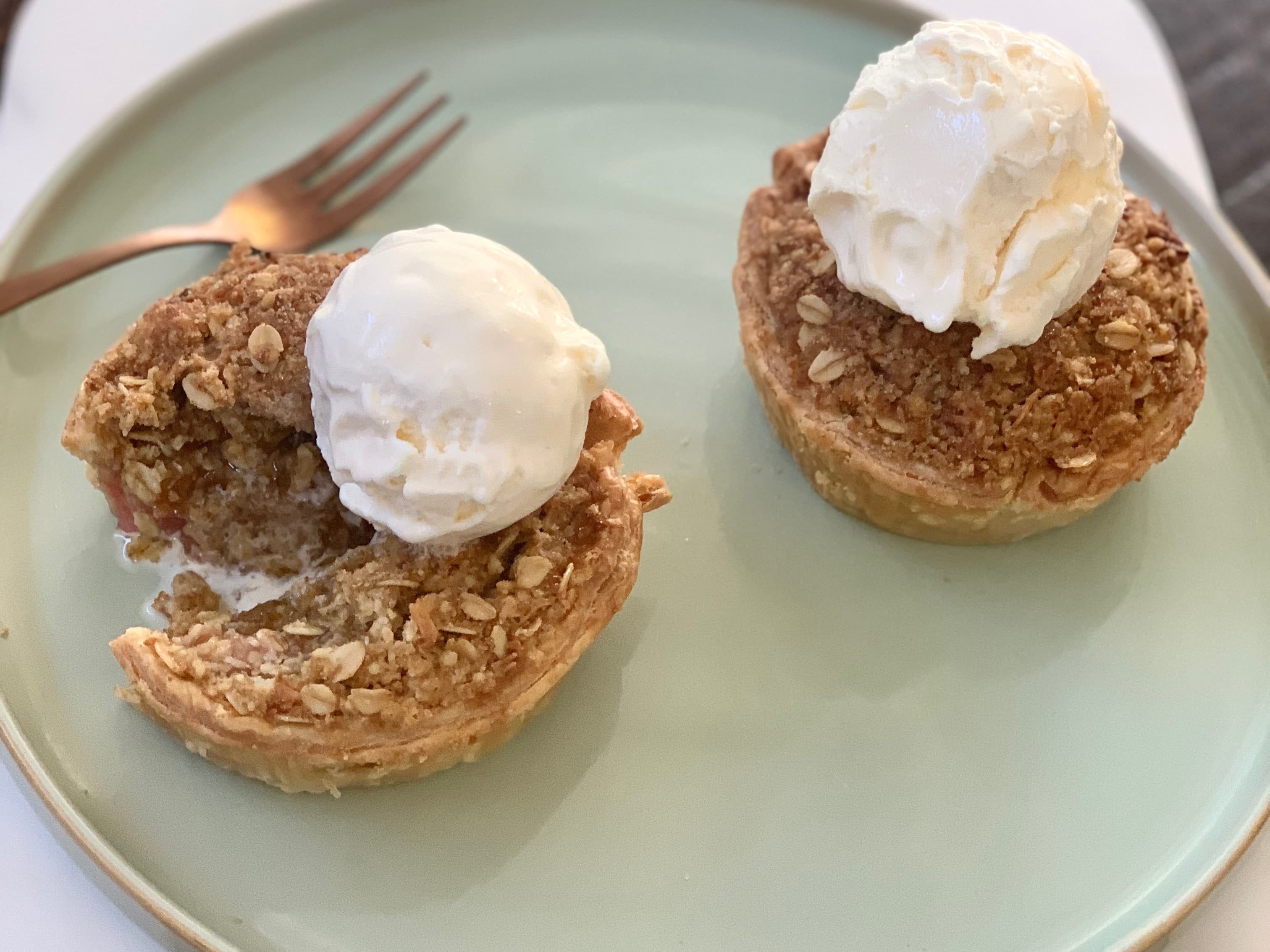 Rhubarb & Apple Crumble Pies