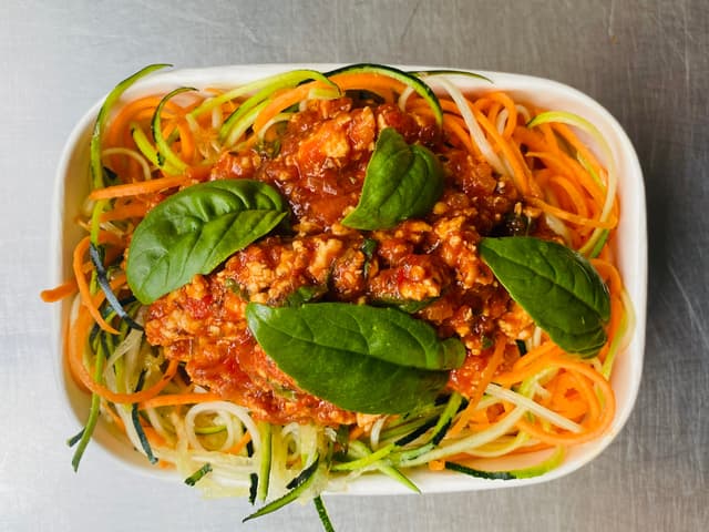 Vegetable Spaghetti with Chicken Bolognese