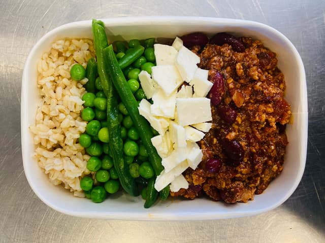 Chicken Chilli Con Carne, Greens and Rice