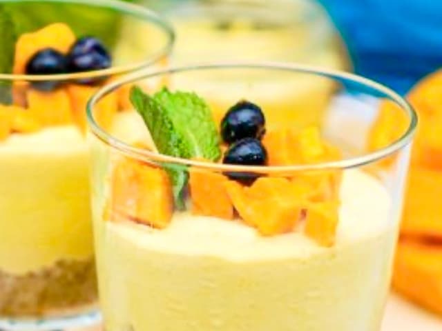 Mango Cheesecake Cups