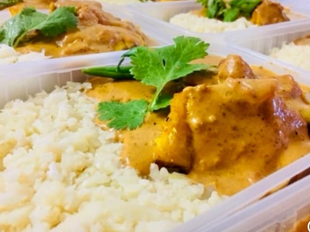Butter Chicken with Steamed Rice Large