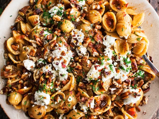 CHARRED EGGPLANT + CHICKEN PASTA