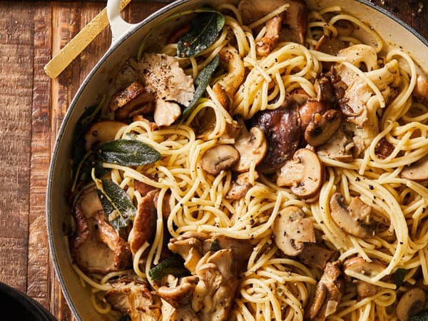 Creamy Artichoke & Mushroom Carbonara Sauce