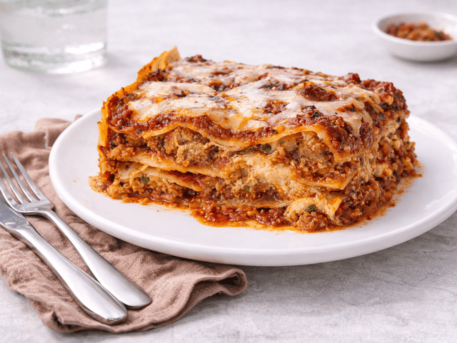 HOMEMADE BEEF LASAGNA