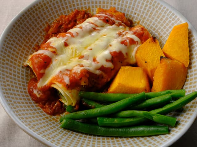 Spinach and Ricotta Cannelloni