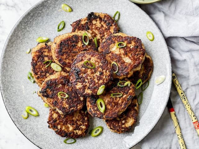 Grilled Turkey & Zucchini Burgers, Mashed Potato, Green Beans