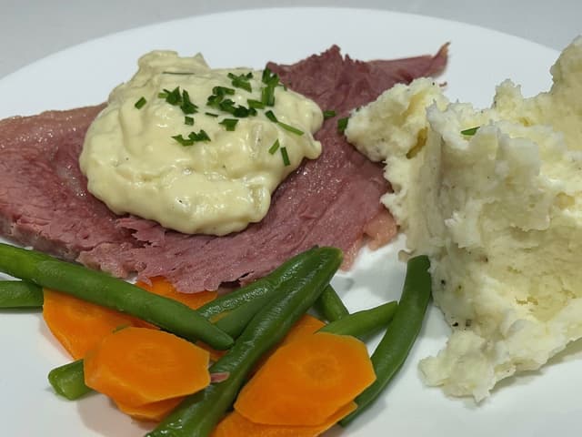 Silverside with Mustard Sauce, Mash & Veg.
