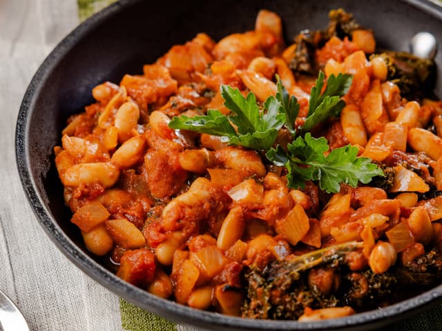 White Bean and Kale Shakshuka