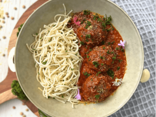 Mushroom Meatballs , Rich Tomato Ragu & Spaghetti