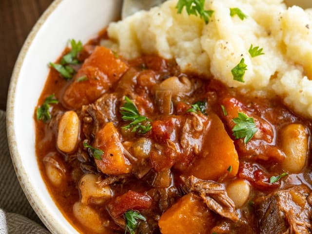 TUSCAN BEEF CASSEROLE