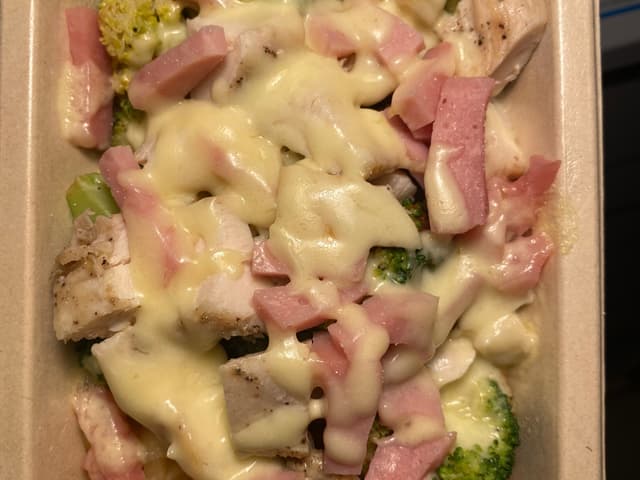 Chicken naked parma 1140 Cals