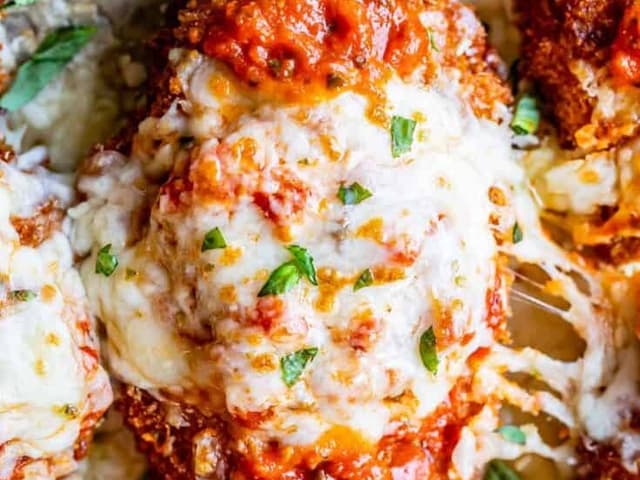 Chicken Parmigiana with Vegetable Pasta