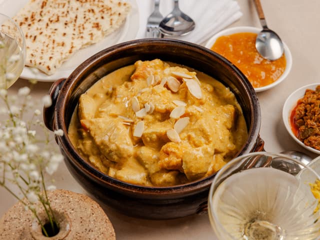 Chicken Korma with Apricots