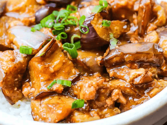 Sri Lankan Eggplant Curry