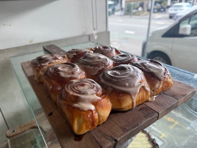 Cinnamon & Buttermilk Scroll, Maple Dressing