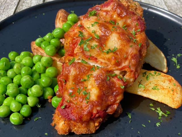 VMP Chicken Parmigiana