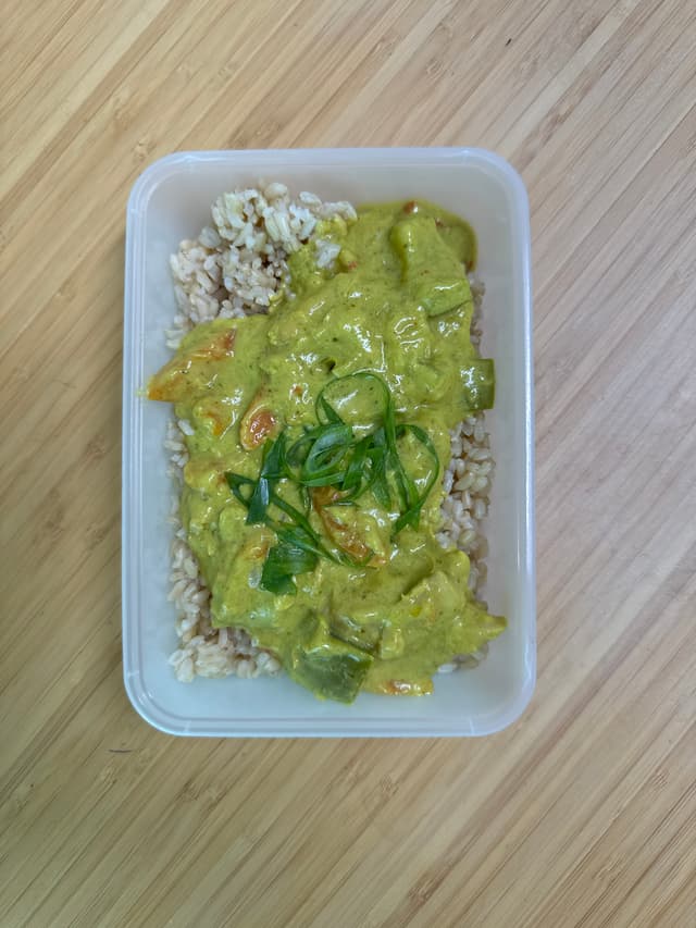 Thai Style Creamy Chicken w/Rice