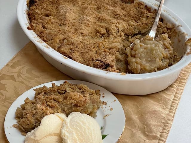 Apple Crumble - 2 serves