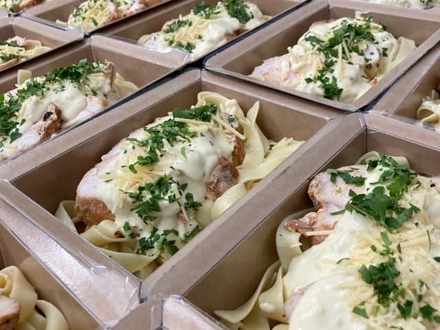 Chicken Alfredo Fettuccine