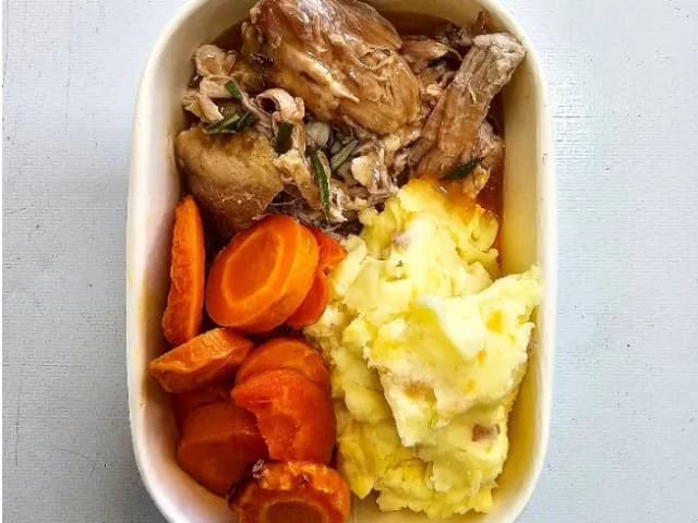 Pulled Pork w/ Season Roasted Carrot & Mash Potato