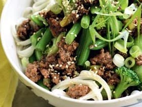 Teriyaki Beef Bowl w/Vermicelli Noodles & Greens