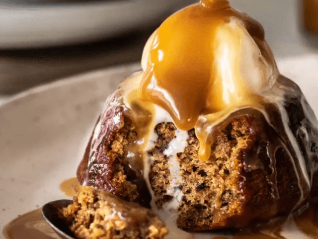 Sticky Date Pudding
