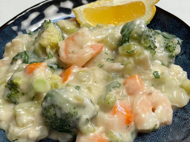 Seafood Mornay & Mash