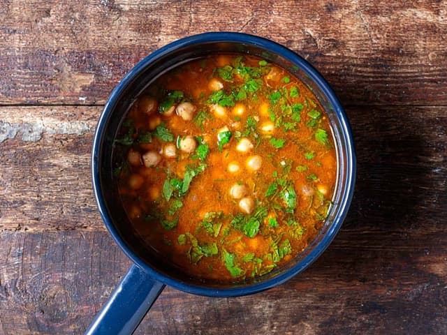 Tunisian Chickpea Soup