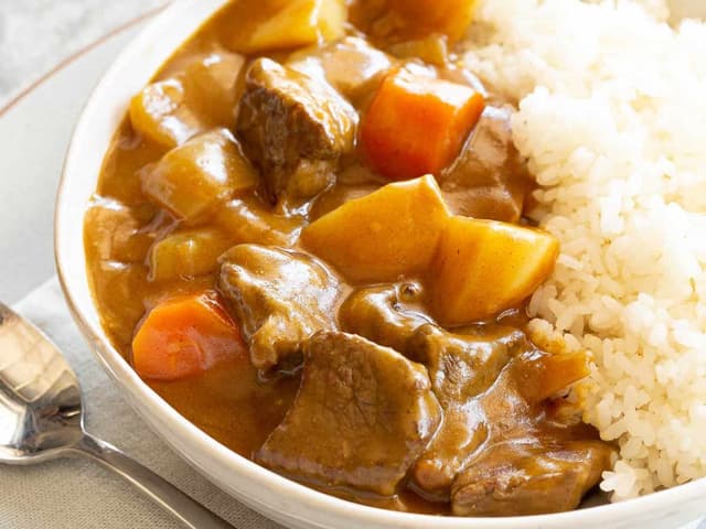Japanese Style Beef Curry w/ steamed rice