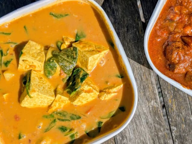 Golden Chickpea, Tofu and Spinach Curry
