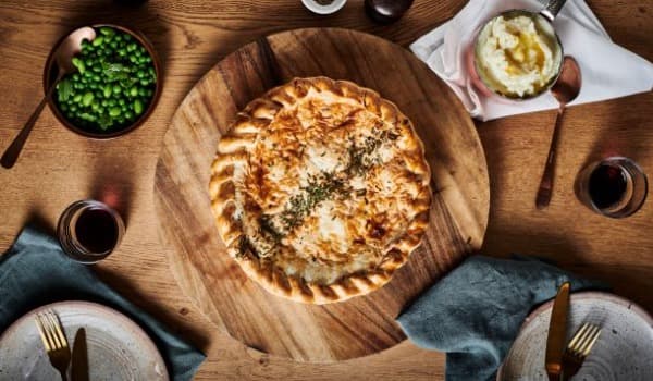 chicken, leek & semillon pie