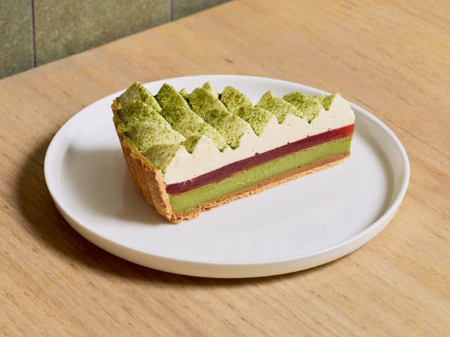 Matcha, Strawberry & Rice Cream (Slice)