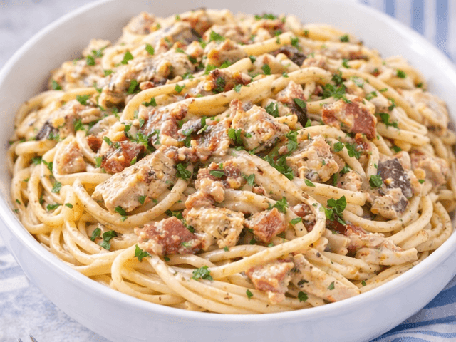13. Chicken Carbonara