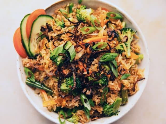 Vegetarian Nasi Goreng w Ginger Tofu