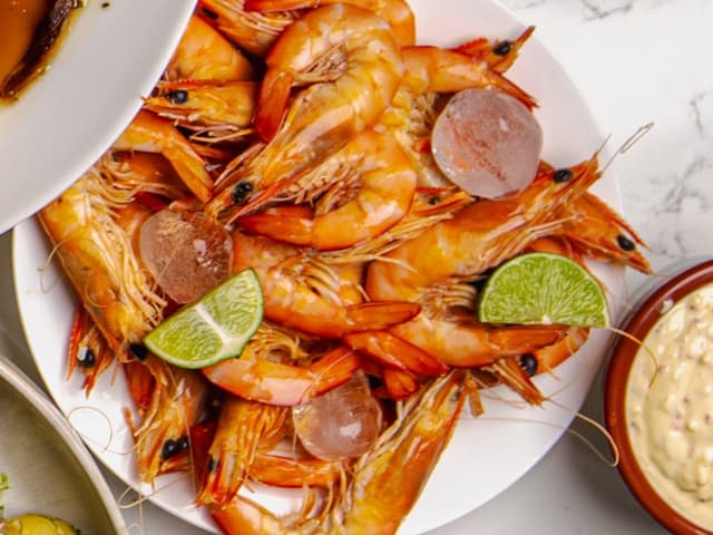 700g Mooloolaba Prawns w Lime Cocktail Sauce