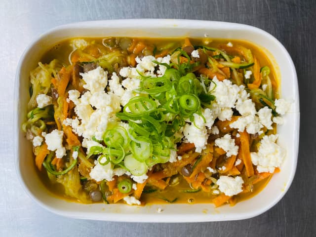 Chilli Lentil and Zucchini Noodle Salad