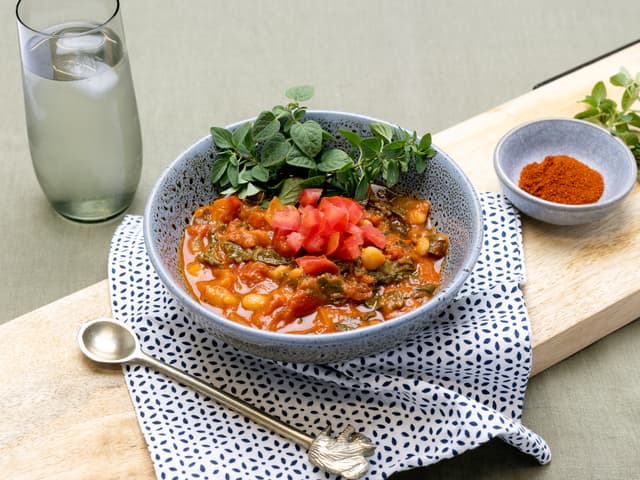 White Bean and Kale Shakshuka
