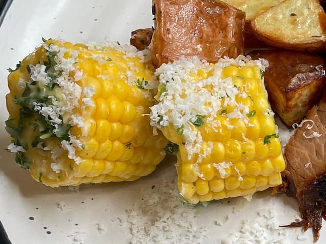 Garlic Parmesan Corn Cobs