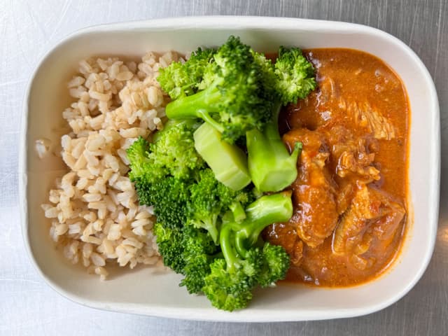 Chicken Korma, Brown Rice and Broccoli