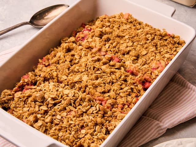 Apple & Raspberry Crumble
