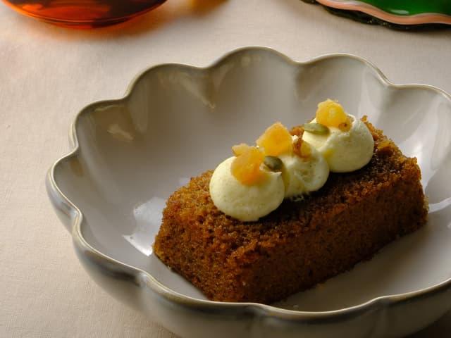 Spiced Carrot & Walnut Cake