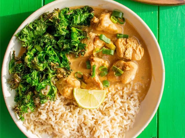 Satay Chicken, Cauliflower Rice & Vegetables