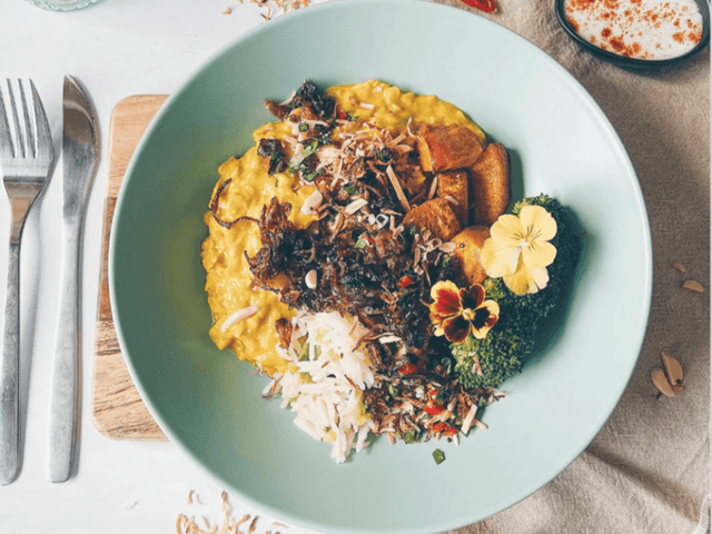 Ayurvedic Lentil Dahl with Pumpkin and Peshwari Topping