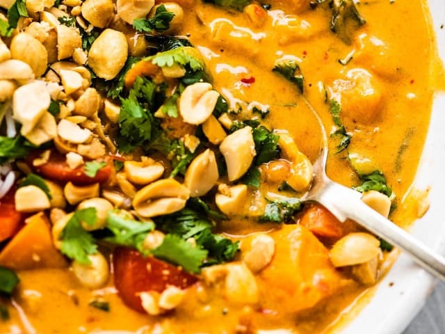 Vibrant Penang Chicken Curry